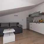 With A Parking Space - 6720 Apartamento