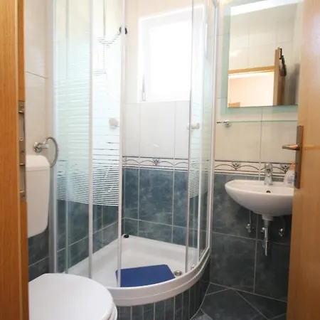 With A Parking Space - 6720 Apartman Makarska