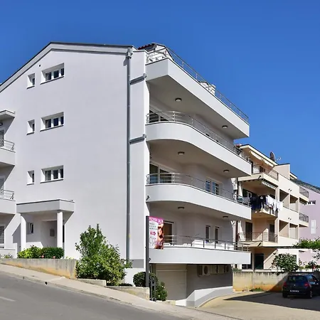 Apartamento With A Parking Space - 6720 *